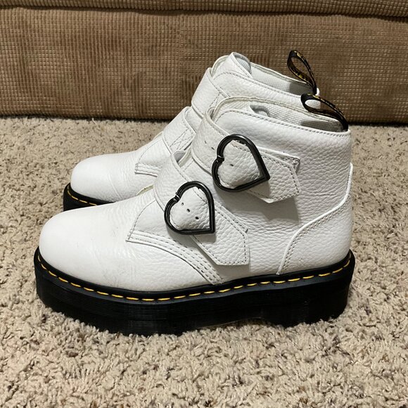 Dr. Martens White Leather Heart Buckle Platform Boots Womens Size 9 - Picture 1 of 15
